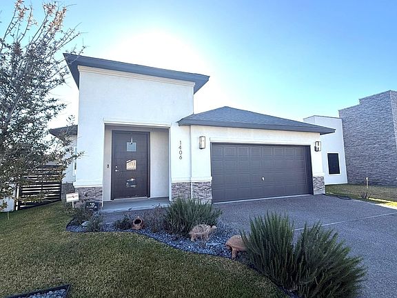 3rd image of 1406 Eagles Ln