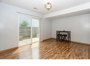 686 Four Seasons Blvd, Aurora, IL 60504