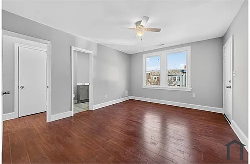 1235 Penn St NE #2 Photo 1