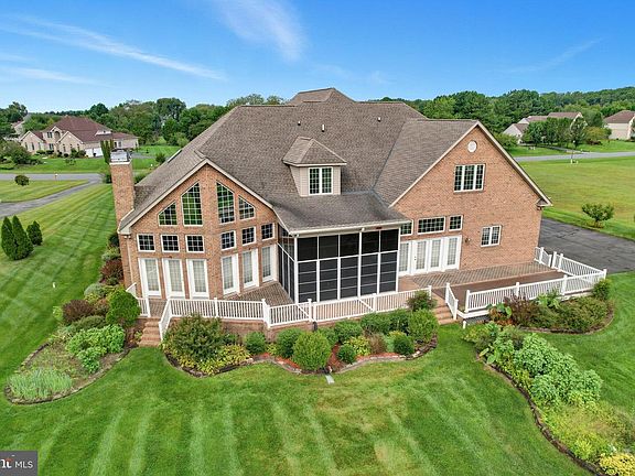 2nd image of 328 Raven Cir