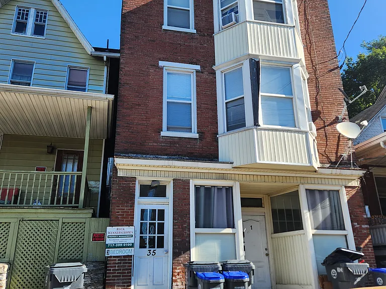 35 S 2nd St #4 — Photo 1
