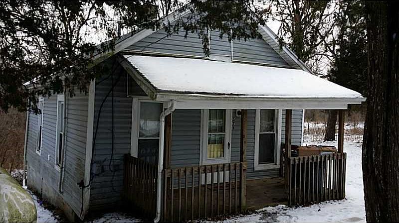 1st image of 571 Shie Ave