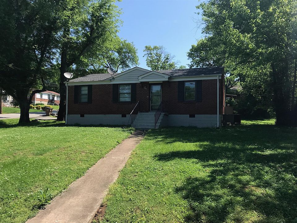 1st image of 800 Elissa Dr