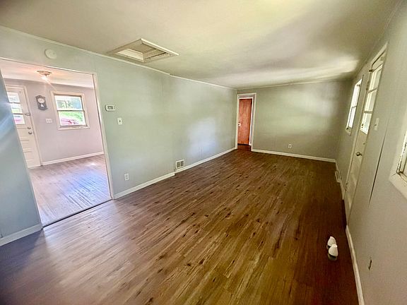 5th image of 3141 30th St #3131
