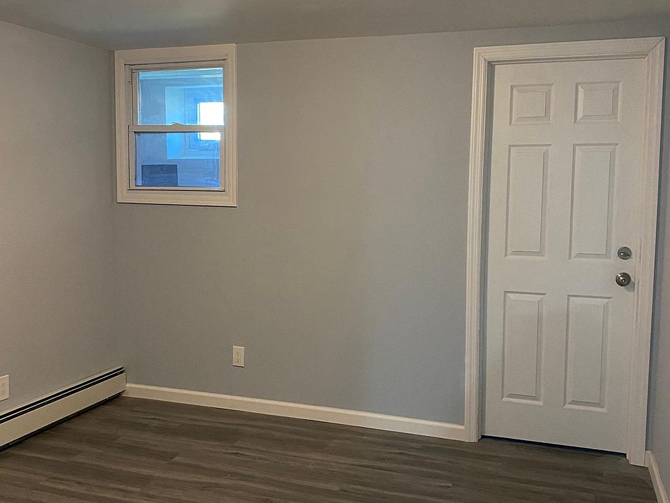 1st image of 113 Park Ave Floor 1