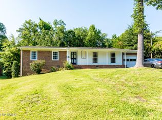 4 Laran Rd, Jacksonville, NC 28540