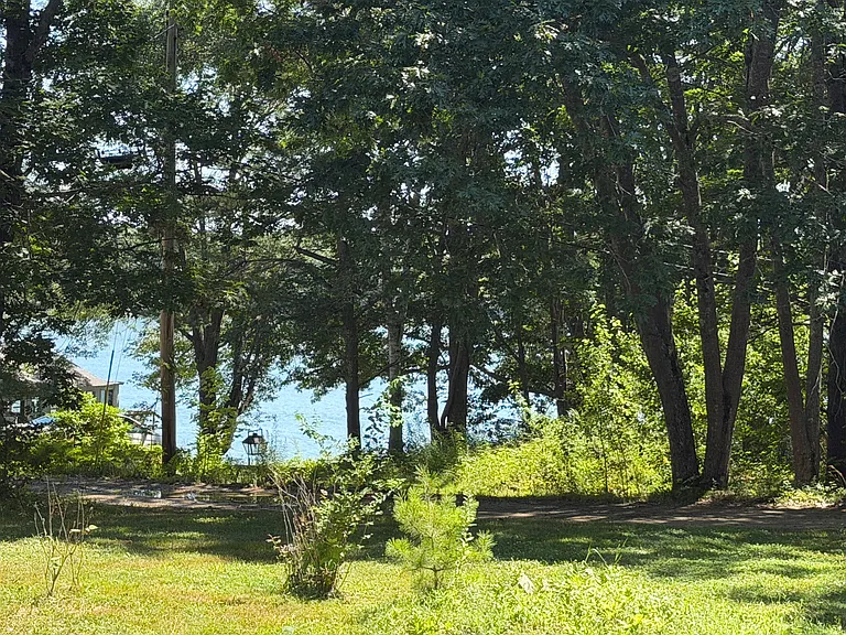 93 Woodward Point Rd — Photo 11