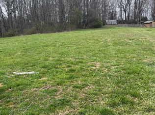 300 Parker St, Princewick, WV 25908