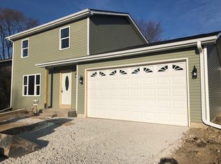36687 N Lawrence Dr, Lake Villa, IL 60046