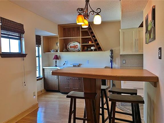5th image of 52 Lake Breeze Dr #52