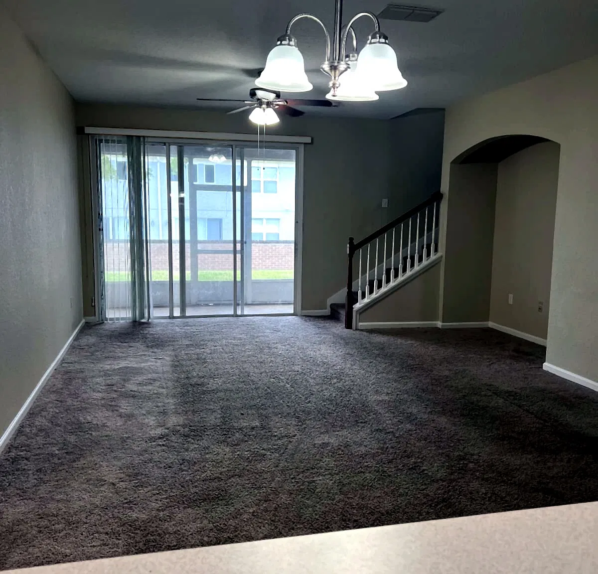 3 bed, 2.5 bath, 1710 sqft, $2,300 — Photo 3