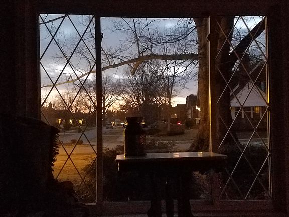 4th image of 3007 Lowell Ave