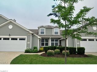 554 Hyannis Port Cir, Avon Lake, OH 44012