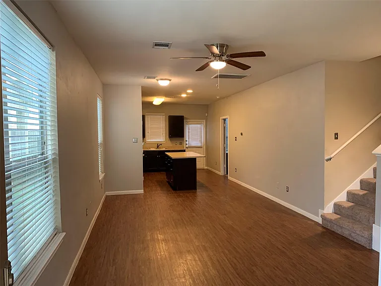 17038 Wilthorne Gardens Ct — Photo 3