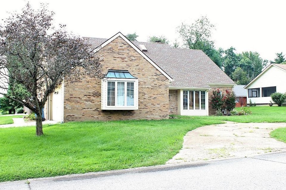 1st image of 1204 Abbey Ln