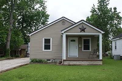1st image of 20 S Villa Dr