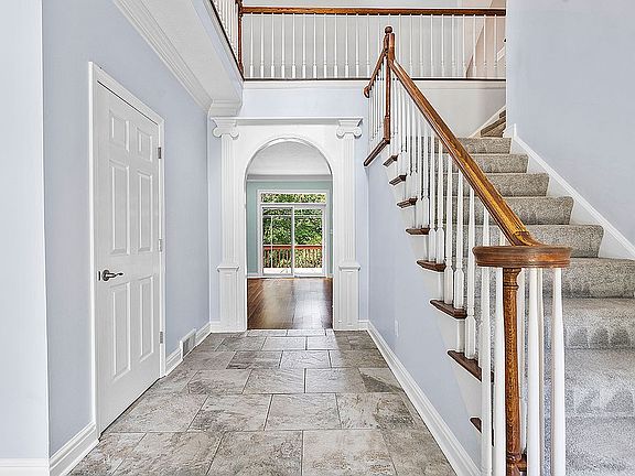 Impressive 3 story entry