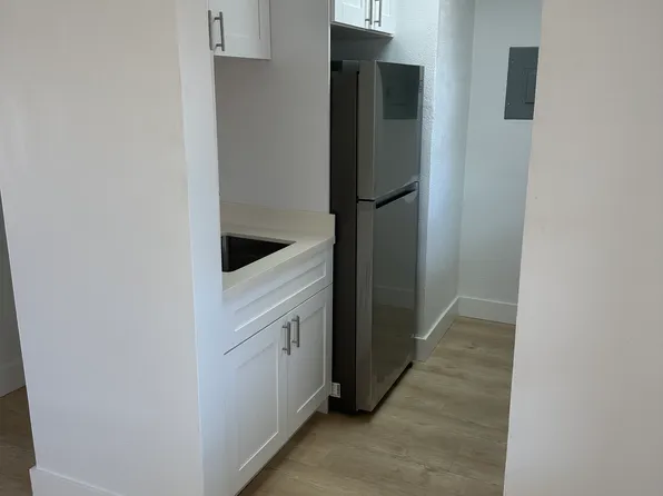 2014 SW 3rd St #5, Miami, FL 33135