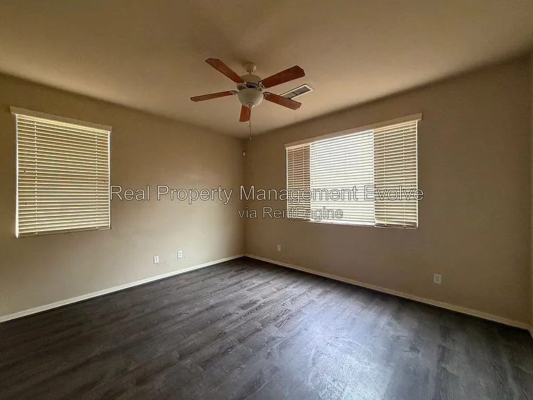 5640 W Kowalsky Ln — Photo 18