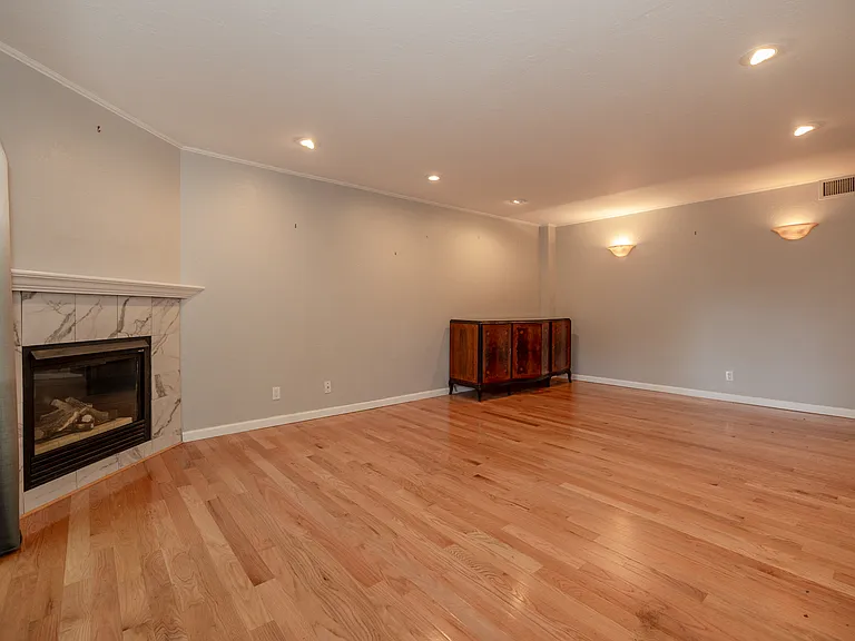420 Alberto Way #36 — Photo 5