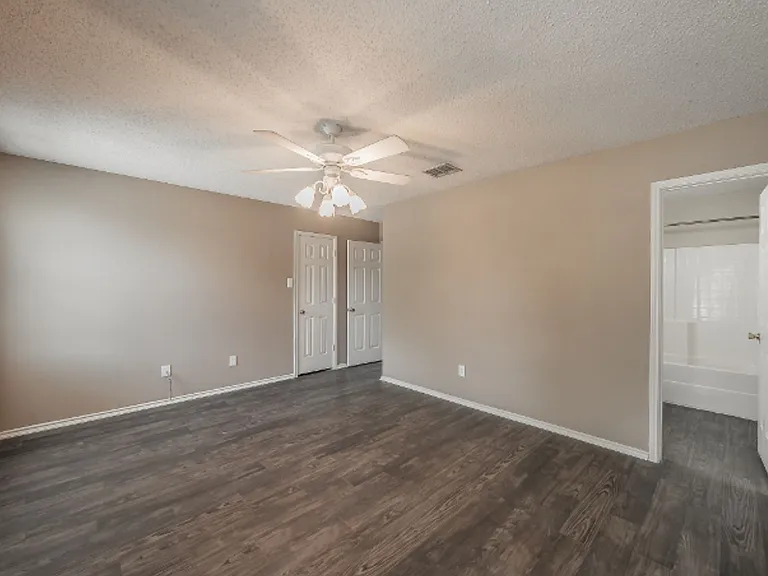 3327 Clydesdale Dr — Photo 25