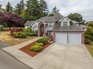 105 Forest Park Dr, Saint Helens, OR 97051