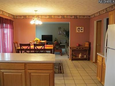 5th image of 5242 Glen Park Dr