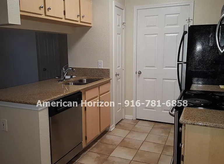 701 Gibson Dr #723 — Photo 12