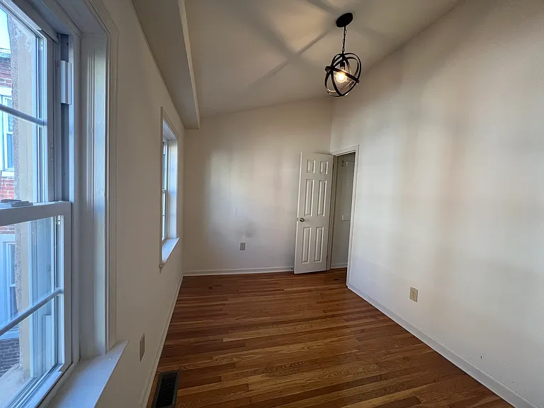 1332 Lombard St #2B — Photo 12