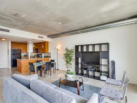 5th image of 1080 Park Blvd Unit 610
