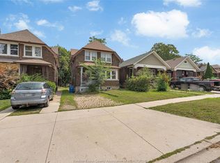 466 Rankin Ave, Windsor, ON N9B 2R7