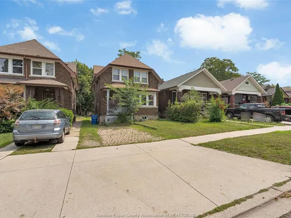 466 Rankin Ave, Windsor, ON N9B 2R7