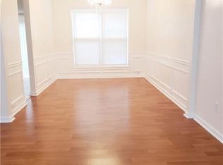 135 Laurelton Cir, Lawrenceville, GA 30044
