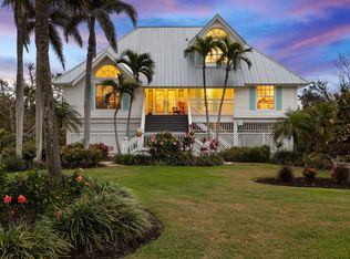 203 Daniel Dr, Sanibel, FL 33957