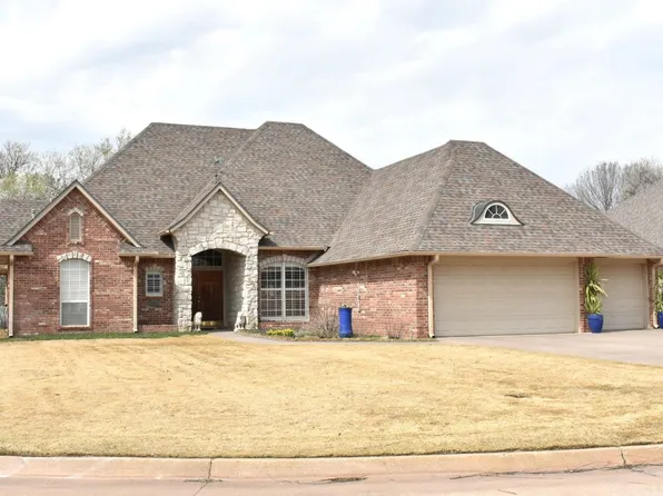 1604 Constitution Ave, Enid, OK 73703