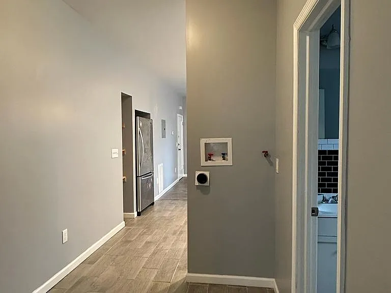 43 Schley St #1R — Photo 5