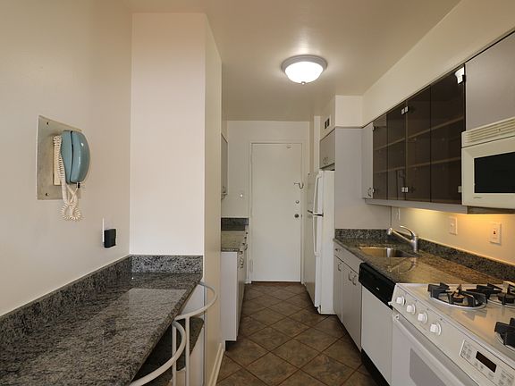 4th image of 10500 Rockville Pike Unit 406