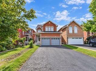 27 Avenida St, Markham, ON L3S4J4