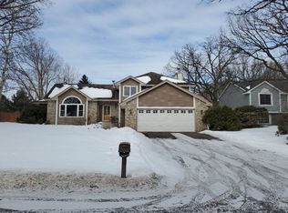 11982 Wedgewood Dr NW, Coon Rapids, MN 55433