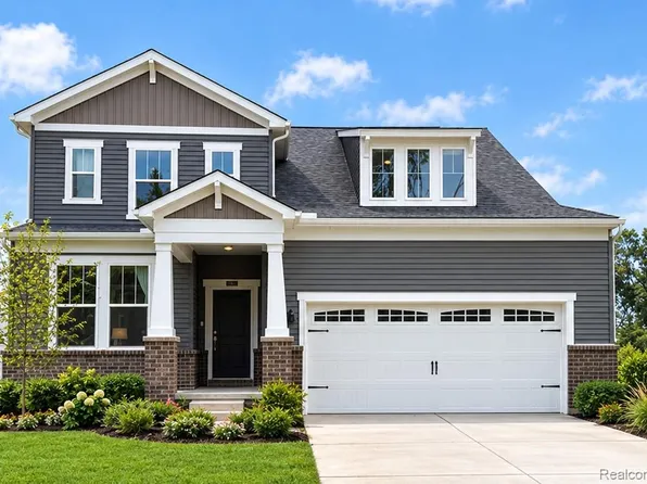 59647 Pine Valley Dr, Lyon Township, MI 48165
