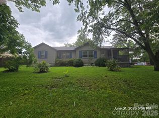 191 W End St, Chester, SC 29706