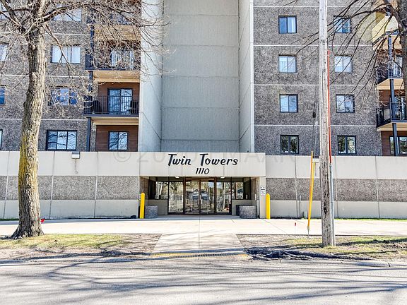 2nd image of 1110 3rd Ave N APT 801E