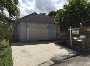 625 Laurel Way, North Lauderdale, FL 33068