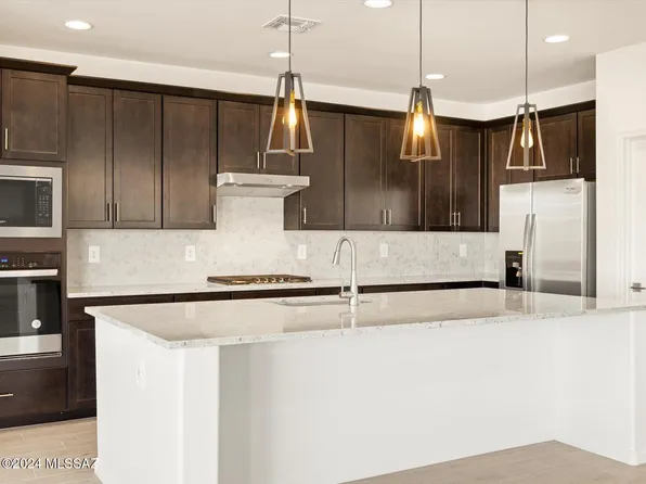340 N Pecan Canyon Ln, Sahuarita, AZ 85629