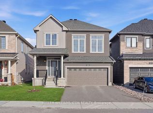 808 Cappamore Dr, Ottawa, ON K2J 6V6