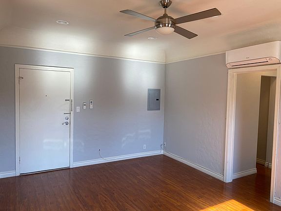 5th image of 114 W Eulalia St APT 11