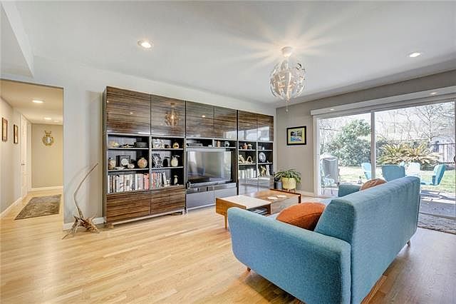 1st image of 7602 Silverplume Cir