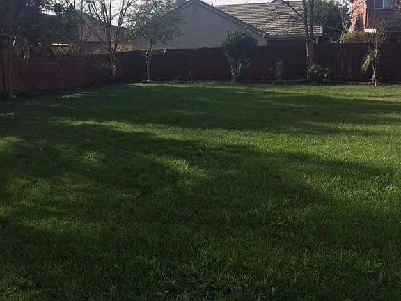 3rd image of 1614 Farnham Ave