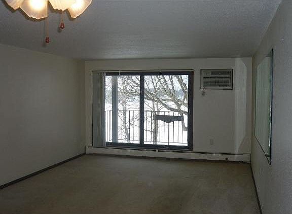 5th image of 30675 Park Street