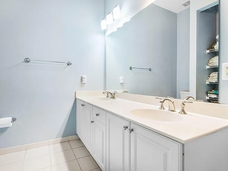 1875 Highland Grove Dr — Photo 21